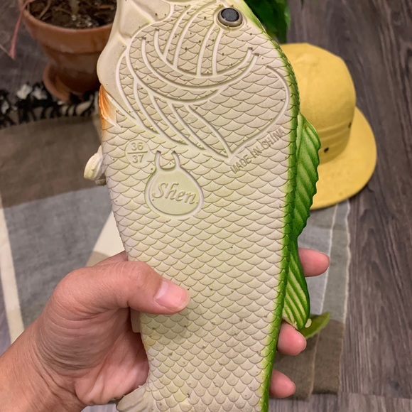 Fish shoes - Picture 5 of 5